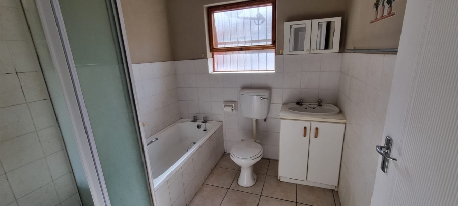 3 Bedroom Property for Sale in Scheepershoogte Eastern Cape